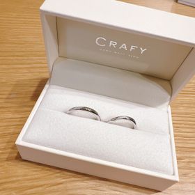 【CRAFY(クラフィ)の口コミ】 ウェーブにスターダスト(金属を傷つける加工)加工を付けて、2人だけのオリ…
