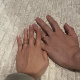 【アイプリモ(I-PRIMO)の口コミ】 ダイヤモンドが斜めに散りばめられていてとてもかわいいです。
どの角度か…