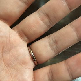 【TANZO.(鍛造指輪)の口コミ】 つけ心地がとても良い。指に馴染む。入籍指輪というシステムがあり、安価…