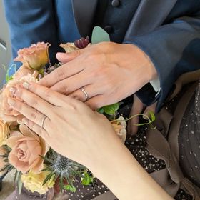 【銀座ダイヤモンドシライシの口コミ】 指が短かったり、指と指の間の段差がある方だったので、ストレートタイプ…