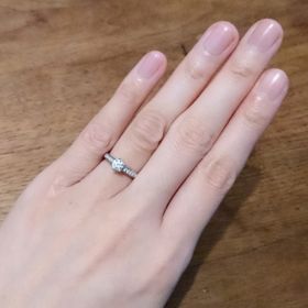 【ショーメ(CHAUMET)の口コミ】 もともとこのブランドのトルサードマリッジリングが気になっており訪問し…