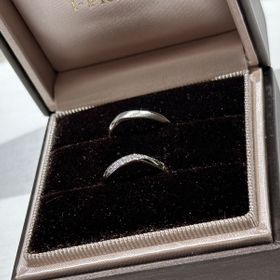 【アイプリモ(I-PRIMO)の口コミ】 ウェーブしているデザインが指の形に合い、とても素敵です。他社のウェー…