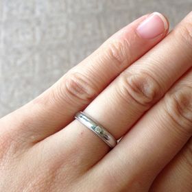 【MIKIMOTO(ミキモト)の口コミ】 一生身に付けるものですので、どんな服装にも合うシンプルなデザインのも…