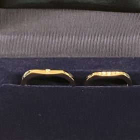 【銀座ダイヤモンドシライシの口コミ】 他と被らないようなデザインが素敵だと思った。
素材も選べるし、公私共に…