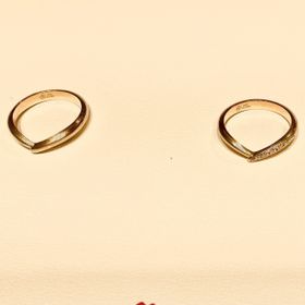 【杢目金屋(もくめがねや)の口コミ】 デザインが唯一無二のものです。数種類の金属を重ねて融合し、その日の状…