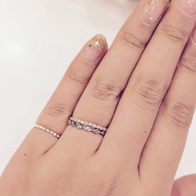 【AHKAH(アーカー)の口コミ】 アーカーは元々自分の好きなブランドで、結婚指輪を買うならアーカーと決…
