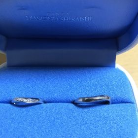 【銀座ダイヤモンドシライシの口コミ】 指輪のデザインが女性の方は可愛くて気に入ったのと、男性の方も少しアレ…