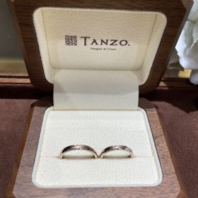 【TANZO.(鍛造指輪)の口コミ】 ぷっくり加工という立体的なデザインに仕上げ、立体的にした箇所に和紙加…