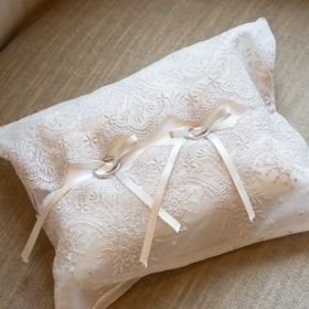 【renri(レンリ)の口コミ】 ・シンプルなデザイン
・プラチナ
・内側に記念日とイニシャル
・夫婦全く…