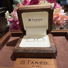 【TANZO.(鍛造指輪)の口コミ】 とにかくシンプルな指輪をさがしていました。何十年後もつけられるシンプ…