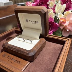 【TANZO.(鍛造指輪)の口コミ】 シンプルでありながら、存在感のある輝きがとても気に入っています。付け…