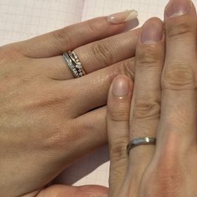 【4℃ BRIDAL(ヨンドシーブライダル)の口コミ】 ブライダルフェアで色々なオプションを付けてもらえて、大満足でした！
ダ…