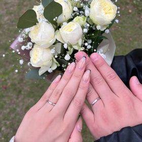 【アイプリモ(I-PRIMO)の口コミ】 ウェーブの形がとっても指にフィットして可愛いく、ダイヤもキラキラして…