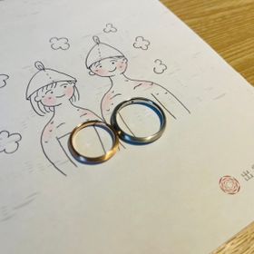 【出雲結(いずもゆい)の口コミ】 とてもシンプルですが、曲面のウェーブや加工など細部にアレンジがありこ…