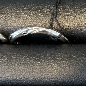 【エクセルコダイヤモンド(EXELCO DIAMOND)の口コミ】 こちらのリングは、とてもキレイなウェーブのラインが気に入りました。メ…