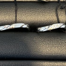 【エクセルコダイヤモンド(EXELCO DIAMOND)の口コミ】 ウェーブラインの指輪を探していて、こちらを試着させていただきました。…