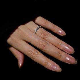 【ラザール ダイヤモンド(LAZARE DIAMOND)の口コミ】 ハーフエタニティを探しておりつけっぱなしOKの指輪はないと思っていたの…