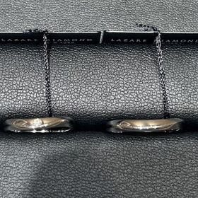 【ラザール ダイヤモンド(LAZARE DIAMOND)の口コミ】 V字のラインで、適度にボリューム感のある指輪を探していました。こちらは…