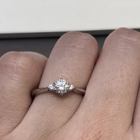 【アイプリモ(I-PRIMO)の口コミ】 ストレートラインのマリッジリングが気になっていた時に、様々なデザイン…