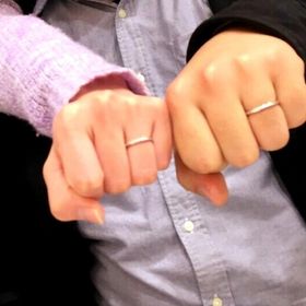 【銀座ダイヤモンドシライシの口コミ】 シンプルすぎない・派手すぎないデザインと、つけ心地が気に入りました。
…