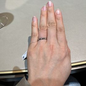 【カルティエ(Cartier)の口コミ】 仕事上、金融系の接客をやっているのであまりキラキラした華やかな指輪に…