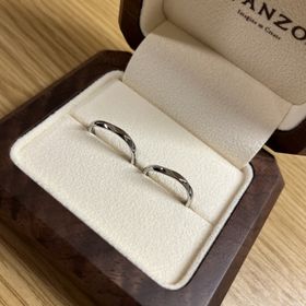 【TANZO.(鍛造指輪)の口コミ】 まず2人で話し合い生涯つけられる指輪にする事となったので、鍛造製法の指…