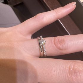 【TASAKI(タサキ)の口コミ】 指が華奢ではないので、華奢すぎない指輪を探していました。こちらはリン…