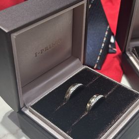 【アイプリモ(I-PRIMO)の口コミ】 わたしがゴールド、彼はシルバーが似合うので、二色が入っているコンビの…