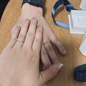 【4℃ BRIDAL(ヨンドシーブライダル)の口コミ】 他の店舗もまわってたくさんの試着をした中で
1番他と比べて全然つけ心地…