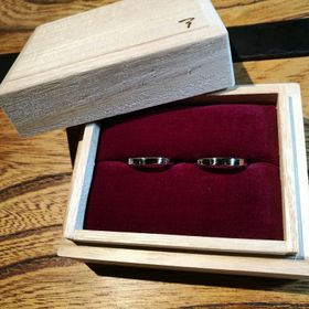 【ichi(イチ)の口コミ】 指輪ももちろんですが、職人さんの人柄にも惹かれて購入を決めました。会…