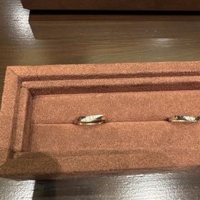 【TANZO.(鍛造指輪)の口コミ】 鋳造ではなく鍛造で作成する指輪であるため、丈夫であると聞いた。今後ず…