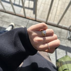 【宝寿堂(ほうじゅどう)の口コミ】 祖母の指輪をリフォームして婚約指輪をオーダーしました。カジュアルにも…