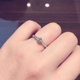 【JEWELRY  KAMATA(ジュエリーかまた)の口コミ】 何と言ってもお値段がリーズナブルなかまたさんのジュエリー！
同じデザイ…