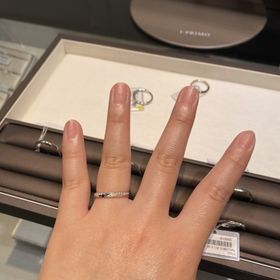 【アイプリモ(I-PRIMO)の口コミ】 素材はプラチナ、イエローゴールドなどがあり、コンビ素材にすることもで…