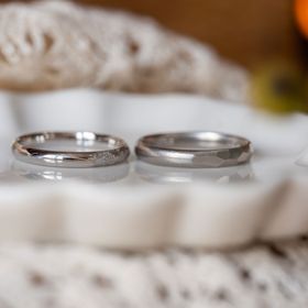 【Cayof(カヨフ)の口コミ】 ショップにてさまざまなデザインの指輪をつけてみて、作りたい指輪のイメ…