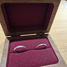 【MIORING(ミオリング)】の口コミ 他の指輪と比べてとても魅力的で素晴らしく、接客も丁寧に親身になって話を...