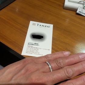 【TANZO.(鍛造指輪)の口コミ】 フルエタニティで探していて、tanzoさんの指輪も魅力的な部分がいっぱいあ…