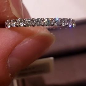 【アイプリモ(I-PRIMO)の口コミ】 フルエタニティで探していて、とても、キラキラ眩しすぎるくらい輝いてい…