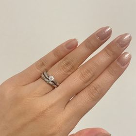 【アイプリモ(I-PRIMO)の口コミ】 Sカーブは、指のラインと馴染むので、いろんな形の中でも1番着け心地が良…