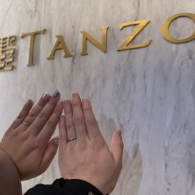 【TANZO.(鍛造指輪)の口コミ】 コンビミルのダイヤ5石入れました！
ピンクゴールドとシルバーが重なって…