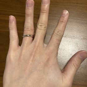 【ティファニー(Tiffany & Co.)の口コミ】 デザインはシンプルで飽きがこないもので、いつ見ても楽しめます。また、…