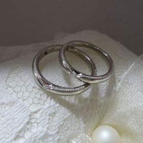 【エクセルコダイヤモンド(EXELCO DIAMOND)の口コミ】 指輪はどこの店の物もすごく良く、見れば見るほど困った、笑
が、ここの接…