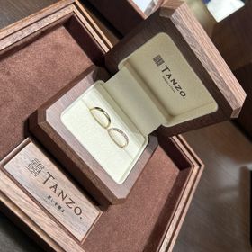 【TANZO.(鍛造指輪)の口コミ】 何よりも強度を重視していた私達にとって、
TANZO.さんの指輪はとても関心…