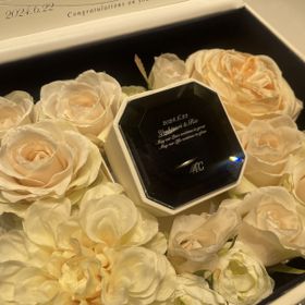 【4℃ BRIDAL(ヨンドシーブライダル)の口コミ】 デザインはもちろんですが、価格帯に大変満足しています。ダイヤモンドを…