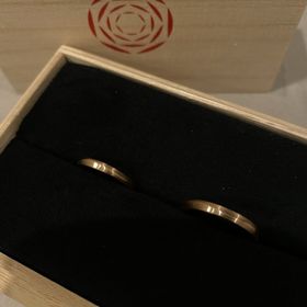 【出雲結(いずもゆい)の口コミ】 色や表面加工など自分たちに合わせてカスタムをしました。普段の服装に合…