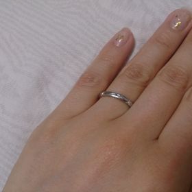 【STAR JEWELRY(スタージュエリー)の口コミ】 夫婦そろって星が好きで星がモチーフになっている指輪を探していました。
…