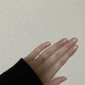 【カルティエ(Cartier)の口コミ】 シンプルなデザインでどの年代になっても付けられるものが良かったので定…