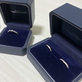 【銀座ダイヤモンドシライシの口コミ】 シンプルなデザインで着け心地も良く
使い勝手も良い！！
大きなダイヤモ…