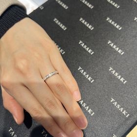 【TASAKI(タサキ)の口コミ】 ダイヤがついているプラチナの指輪で探していました。またハーフエタニテ…