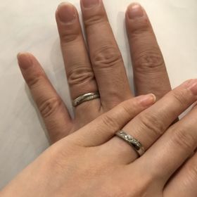 【AIGIS(アイギス)の口コミ】 店頭に置いてある指輪はどれもデザインが決まっており、他の方とかと同じ…